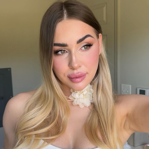 Alina P.