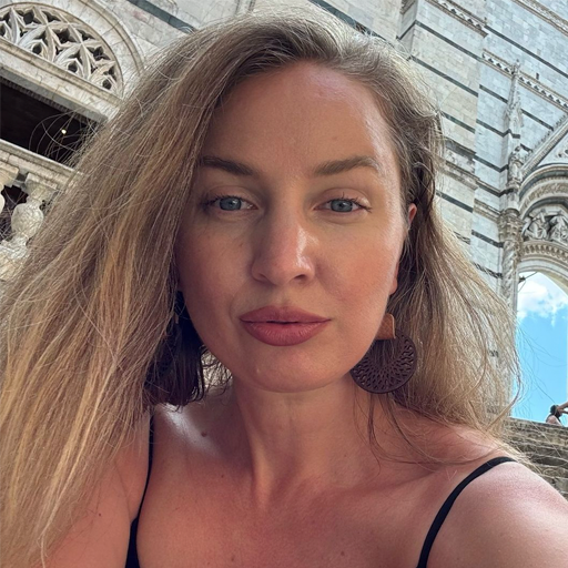 Iryna F.